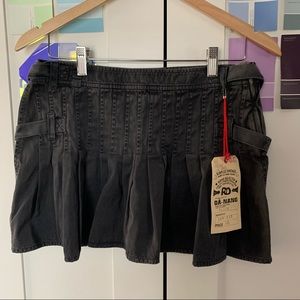 VINTAGE DA NANG PLEATED SKIRT